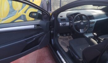 Opel Astra GTC 1.9 CDTi cheio
