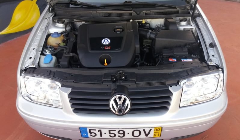 VW Bora 1.9 TDI cheio
