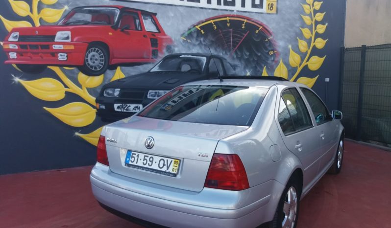 VW Bora 1.9 TDI cheio