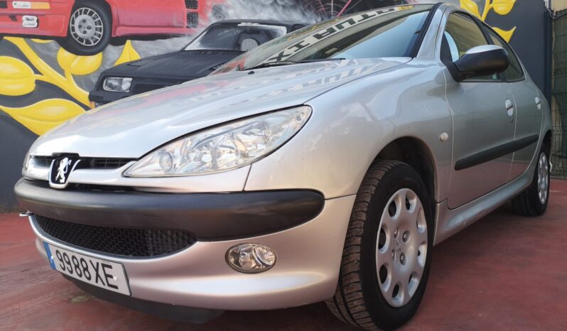 Peugeot 206 1.1 XT cheio