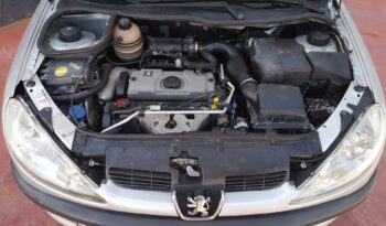 Peugeot 206 1.1 XT cheio
