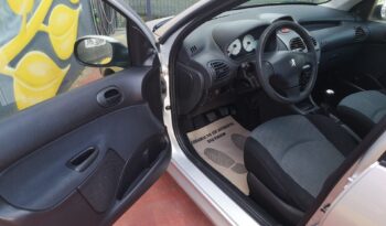 Peugeot 206 1.1 XT cheio