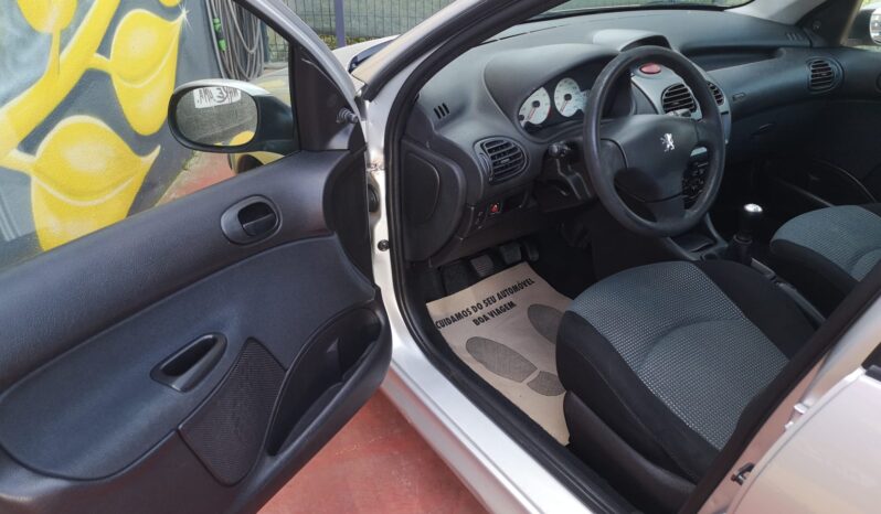Peugeot 206 1.1 XT cheio