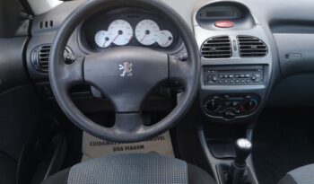 Peugeot 206 1.1 XT cheio