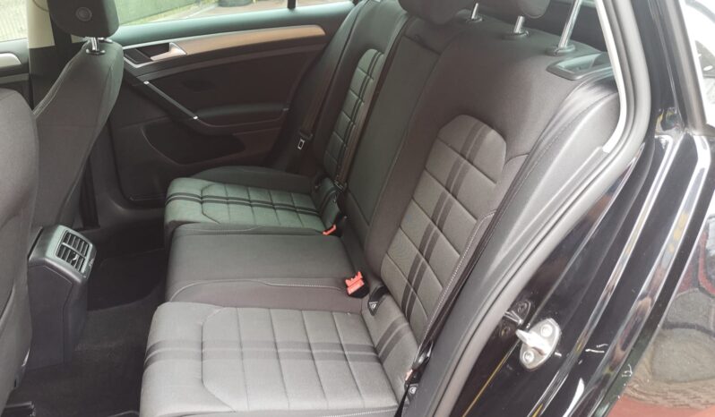 VW Golf VII Variant 1.6 TDI SportLine cheio