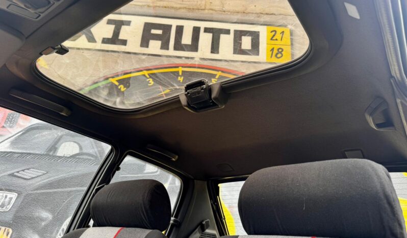 Peugeot 205 1.9 GTi cheio