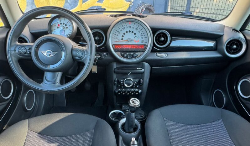 Mini Cooper One 1.6D cheio