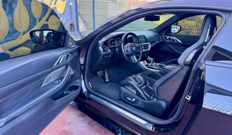 BMW M4 Competition cheio