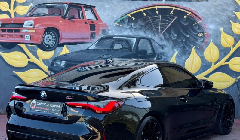 BMW M4 Competition cheio