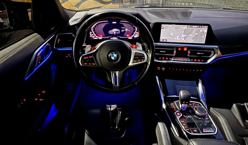 BMW M4 Competition cheio