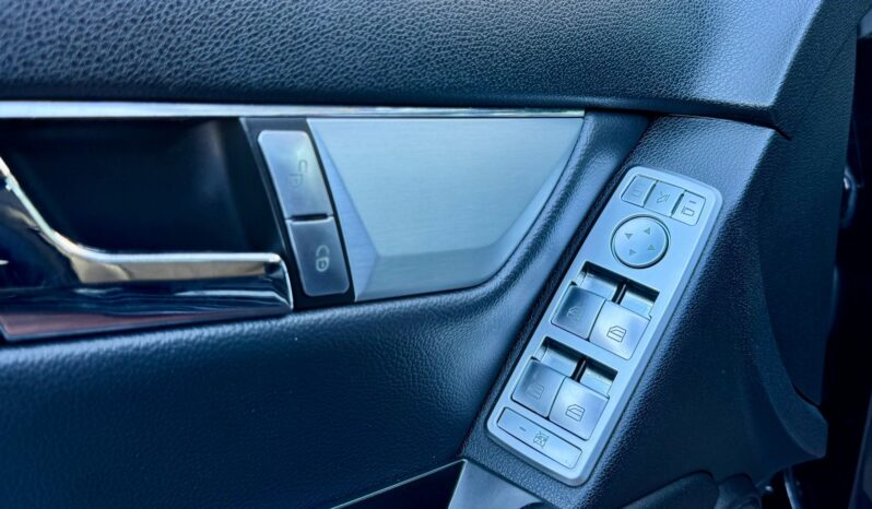 Mercedes-Benz C 220 Station CDI DPF Auto BlueEFFICIENCY Avantgarde cheio