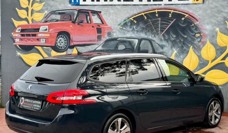 Peugeot 308 SW 1.2 Puretech Style cheio