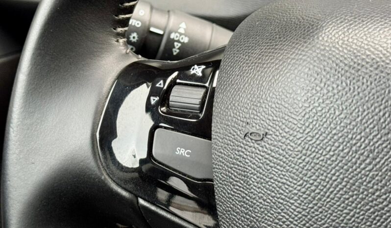 Peugeot 308 SW 1.2 Puretech Style cheio