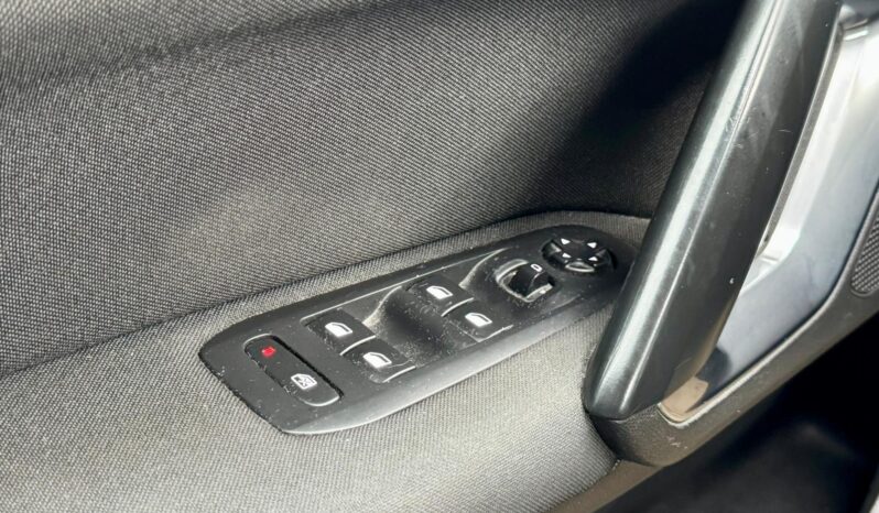 Peugeot 308 SW 1.2 Puretech Style cheio