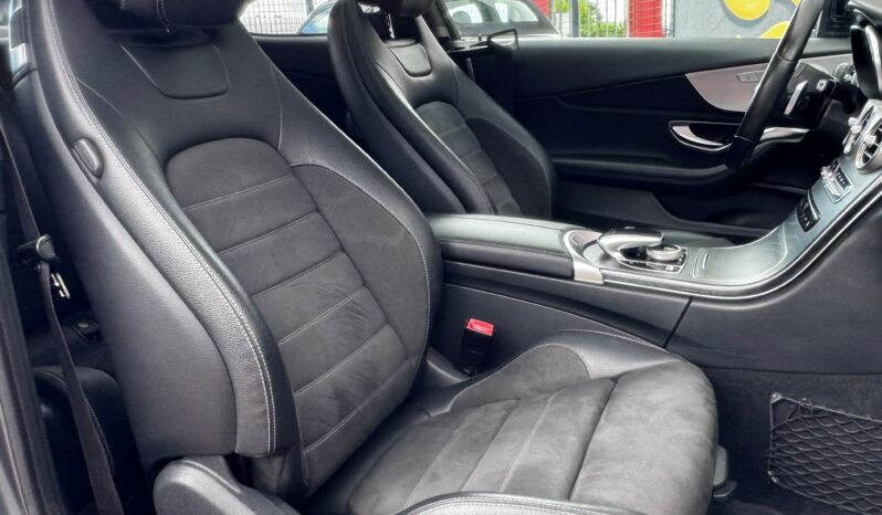 Mercedes-Benz C220 D 9G-Tronic AMG Line cheio