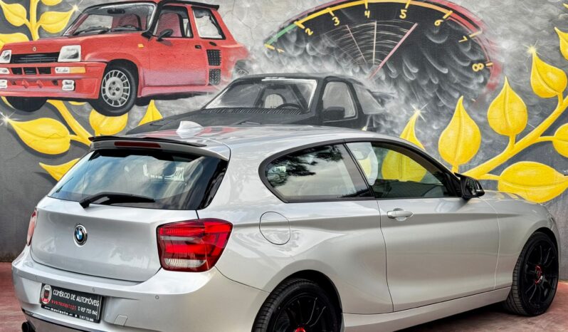 BMW 116 d Line Sport cheio