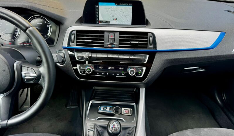BMW 116i Pack M cheio