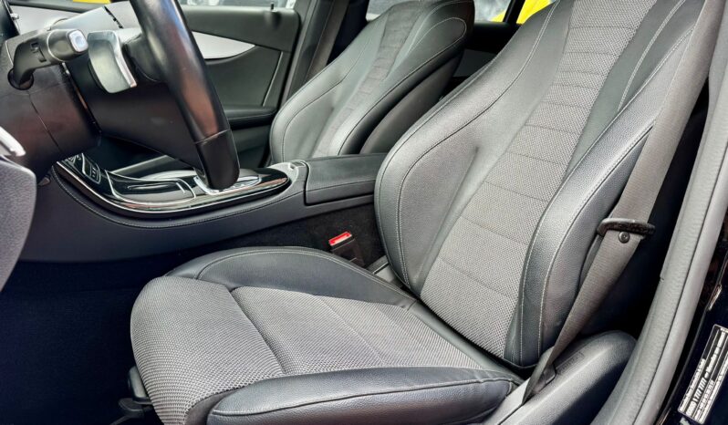 Mercedes-Benz E300 DE 4Matic 9G-Tronic Avantgart cheio