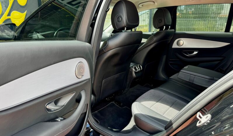 Mercedes-Benz E300 DE 4Matic 9G-Tronic Avantgart cheio