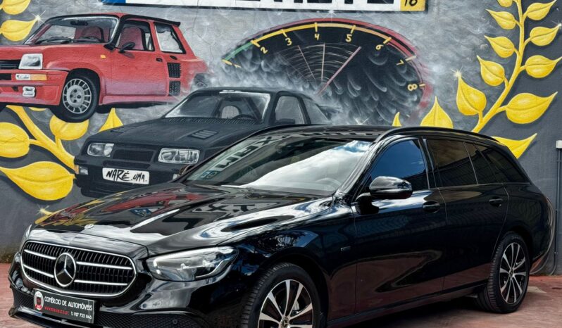 Mercedes-Benz E300 DE 4Matic 9G-Tronic Avantgart cheio