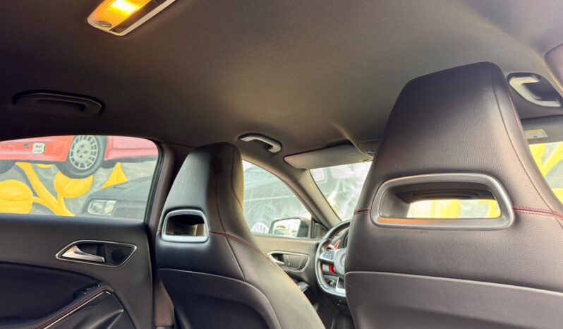 Mercedes-Benz CLA 220 d AMG Line Aut. cheio