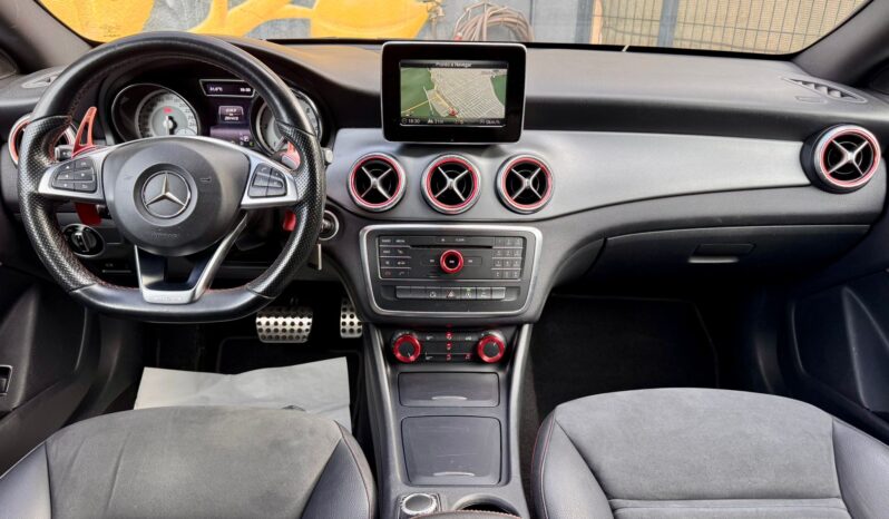 Mercedes-Benz CLA 220 d AMG Line Aut. cheio