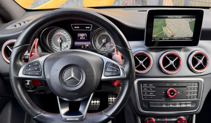 Mercedes-Benz CLA 220 d AMG Line Aut. cheio
