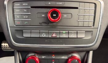 Mercedes-Benz CLA 220 d AMG Line Aut. cheio