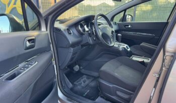 Peugeot 5008 1.6 HDi Executive CMP6 cheio
