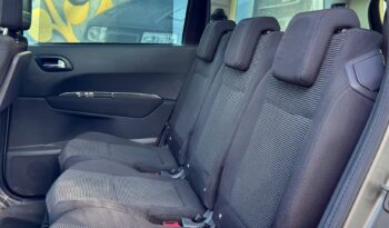 Peugeot 5008 1.6 HDi Executive CMP6 cheio