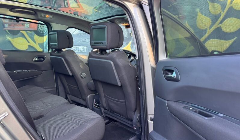 Peugeot 5008 1.6 HDi Executive CMP6 cheio