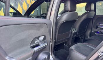 Mercedes-Benz GLA 250 cheio