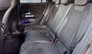 Mercedes-Benz GLA 250 cheio