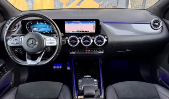 Mercedes-Benz GLA 250 cheio