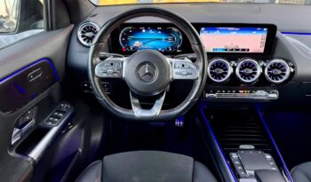 Mercedes-Benz GLA 250 cheio