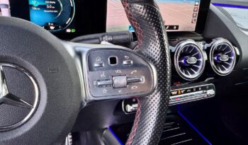 Mercedes-Benz GLA 250 cheio