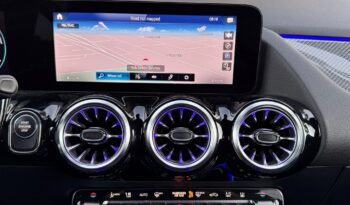 Mercedes-Benz GLA 250 cheio