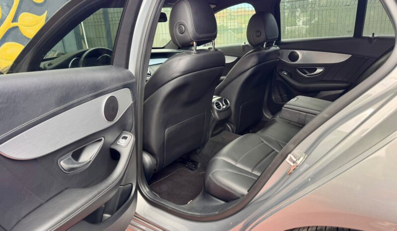 Mercedes-Benz C 250 BlueTEC AMG Line cheio