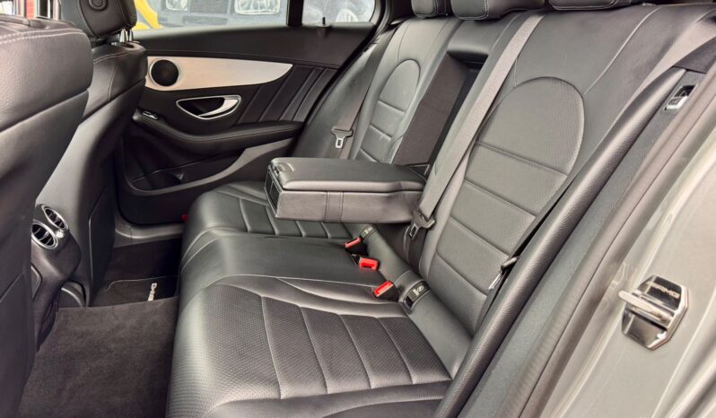 Mercedes-Benz C 250 BlueTEC AMG Line cheio