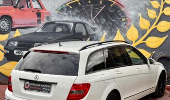 Mercedes-Benz C 220 cheio