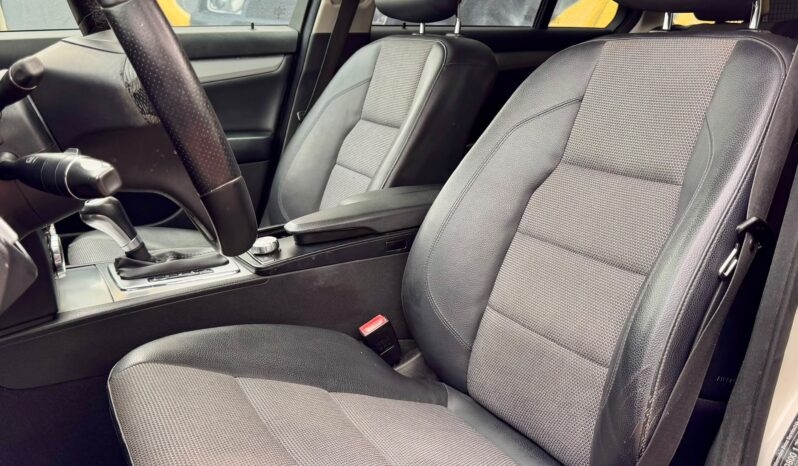 Mercedes-Benz C 220 cheio