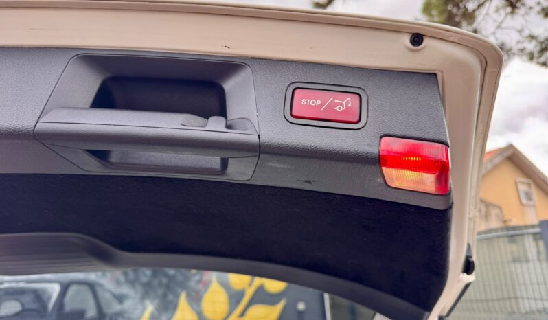 Mercedes-Benz C 220 cheio