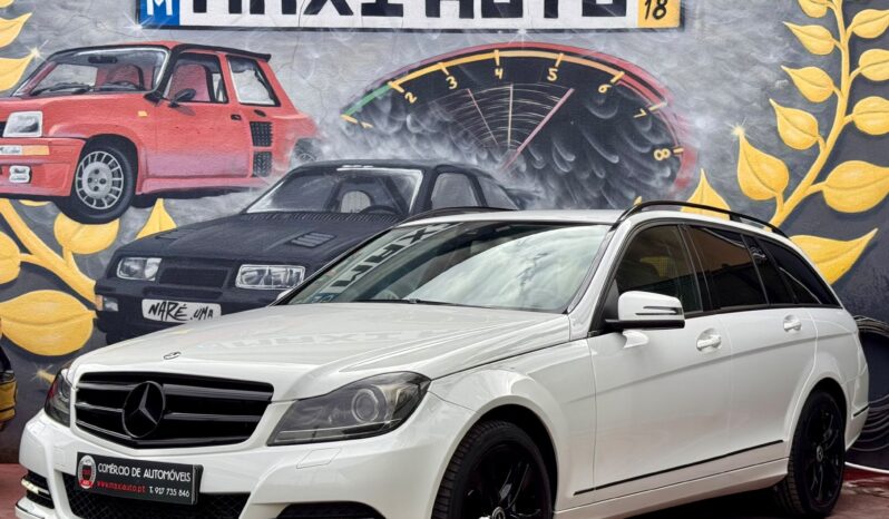 Mercedes-Benz C 220 cheio