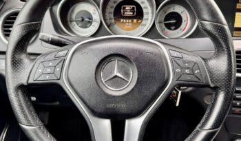 Mercedes-Benz C 220 cheio