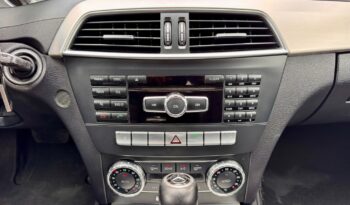 Mercedes-Benz C 220 cheio
