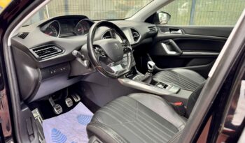 Peugeot 308 1.6 e-HDi Allure J18 cheio