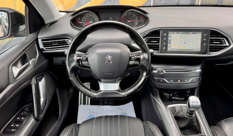 Peugeot 308 1.6 e-HDi Allure J18 cheio